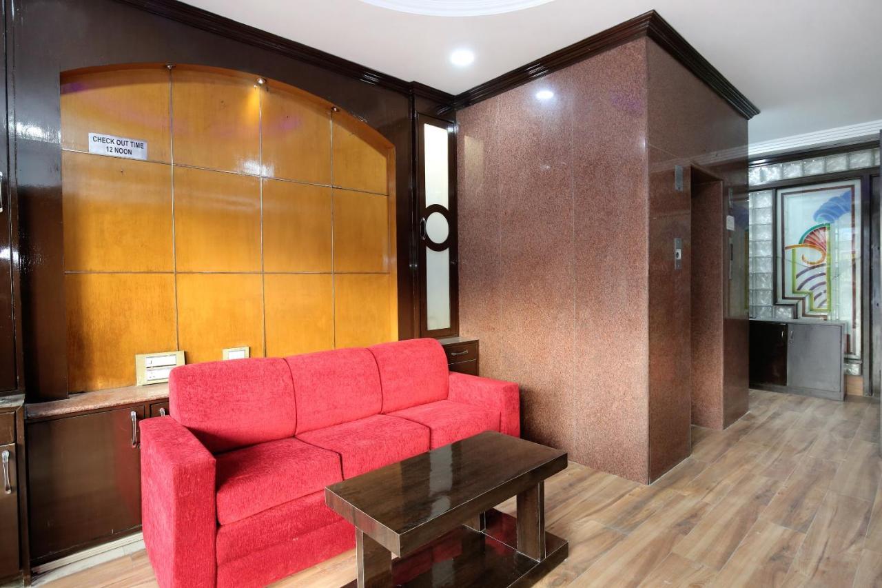 Oyo 12354 Hotel Sangreela Амритсар Екстериор снимка